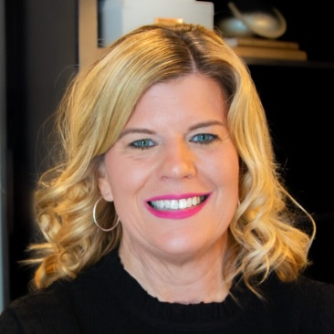 Debbie Loftus, Director of Sales at the LaQuinta St. Louis Westport